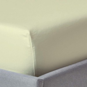 250 Thread Count Cotton Fitted Sheet Cream 140 x 200 Cm