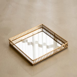 Terass Glass Tray Gold 25X25X4 cm