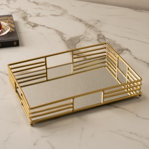 Lofty Glass Tray Gold 35x25x6 cm