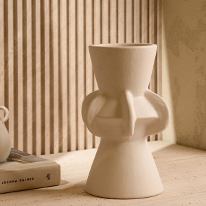 Arched Ceramic Vase Matte White 14.5X13.5 cm