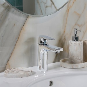 Daze Square Lever Basin Mixer