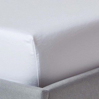 250 Thread Count Cotton Fitted Sheet White 200 x 200 Cm