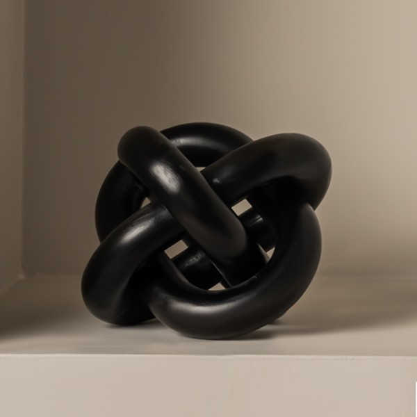 Knot Decoration Black 15X10X2.5 cm