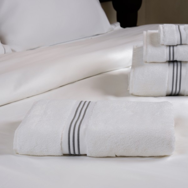 Spencer Bath Towel White 70x140 cm