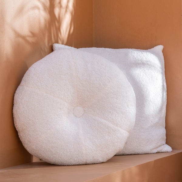 Boucle Round Cushion White 45cm