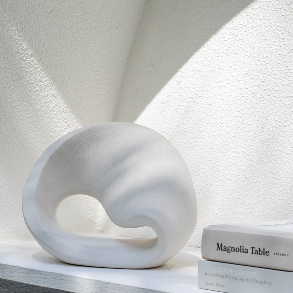 Spiral Sculpture White 21.5x13x17.5 cm