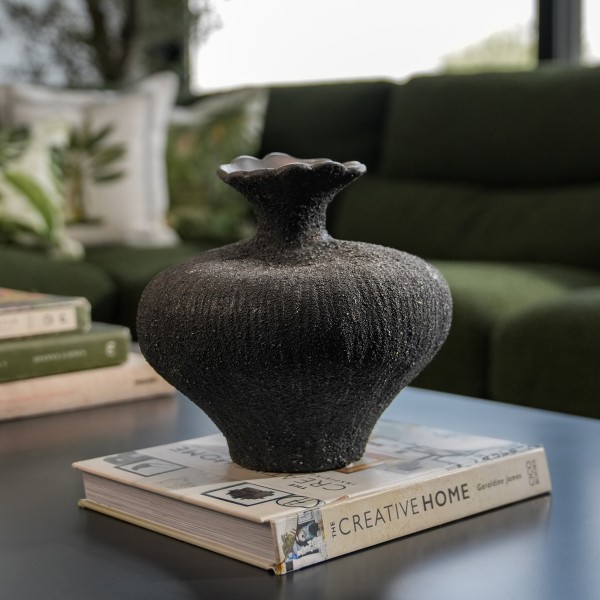 Barn Vase Black 20.2X20.2X19.7 cm
