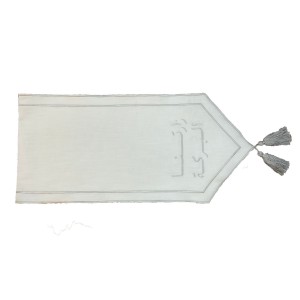 مفرش مائدة زراتنا فضي 33×150 سم