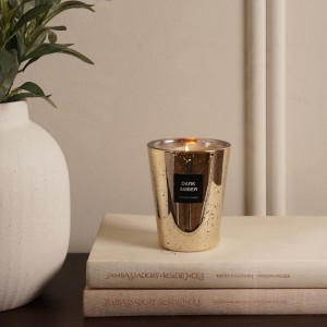 شمعة مُعطرة برائحة العنبر الداكن 350 جم