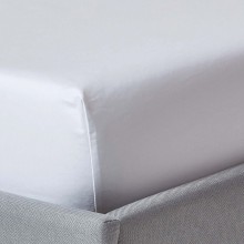 ملاءة سرير محكمة بعدد 250 خيط مقاس 180 × 200 - أبيض سادة