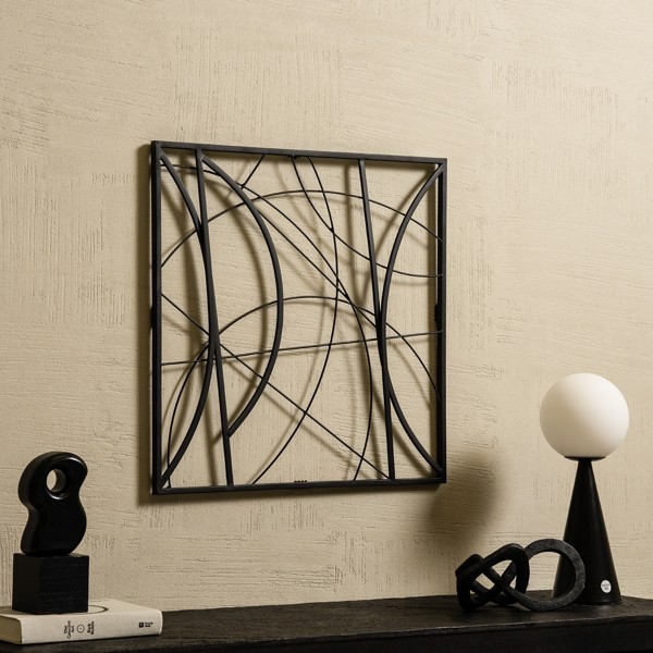 قطعة فنية معدنية لاينز سوداء 56×56 سم