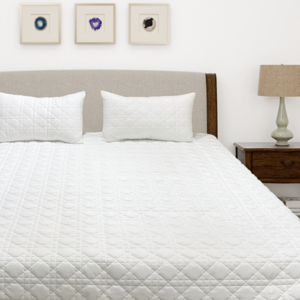 طقم مفرش سرير مُبطن كاين 3 قطع أبيض 240 × 260 سم